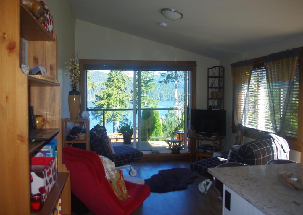 Wild Coast Chalets Port Renfrew Cameră foto